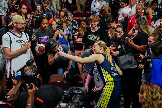 "Huge part of my story" - Paige Bueckers sends heartfelt message to former UConn teammates after Connecticut return
