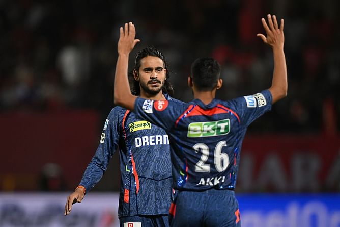 "Usko bola tha match se pehle" - LSG pacer's huge claim after recreating Digvesh Singh Rathi's signature celebration in IPL 2025 match vs GT [Watch]