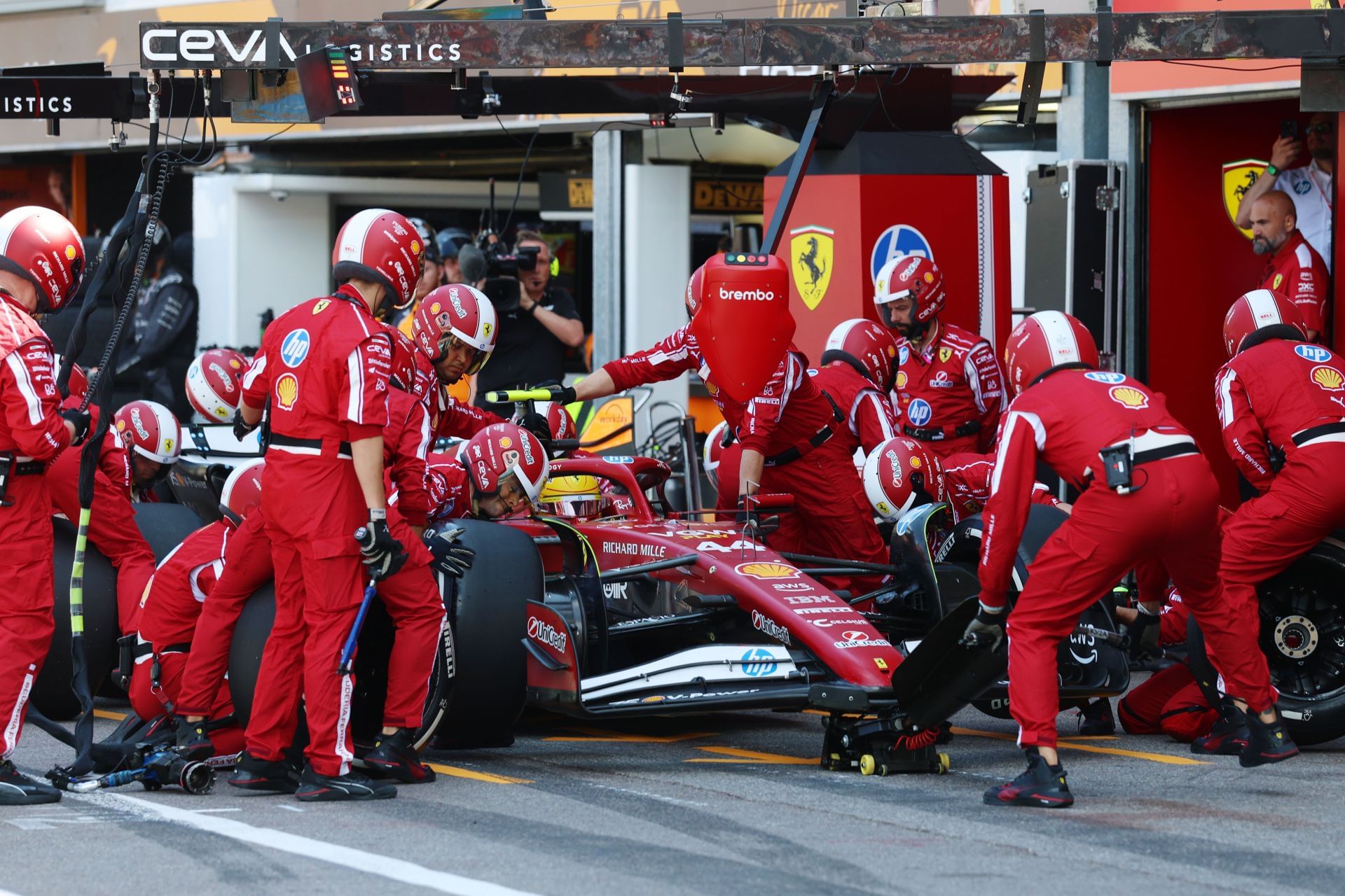 Lewis Hamilton's 44 Scuderia Ferrari SF-25 makes a pitstop during the F1 Monaco GP. Source: Getty