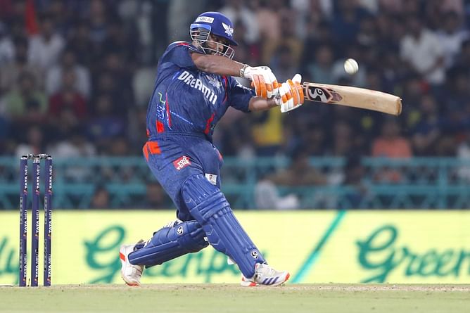 Rishabh Pant hilariously falls over while chasing a wide ball from Krunal Pandya in LSG vs RCB IPL 2025 match [Watch]