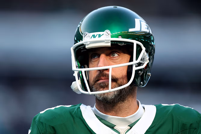 NFL analyst reveals one thing Steelers are missing out on amidst Aaron Rodgers delay