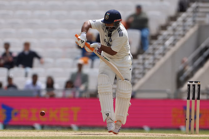 "Won't be a bad idea" - Former India cricketer doesn't want Rishabh Pant to keep wickets in ENG vs IND 2025 2nd Test
