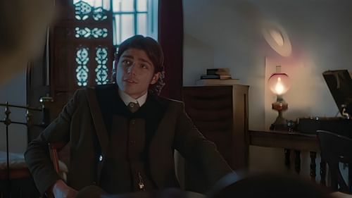 An image of Dan Moriarty from Sherlock & Daughter season 1 (Image via The CW)
