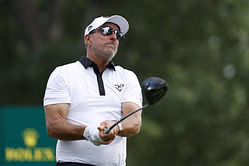 “I love this”: Phil Mickelson reacts to Korn Ferry Tour star’s unconventional golf kit