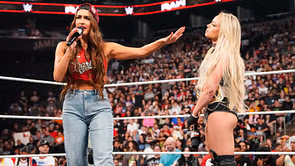 Nikki Bella shares video preparing for Evolution despite Liv Morgan injury