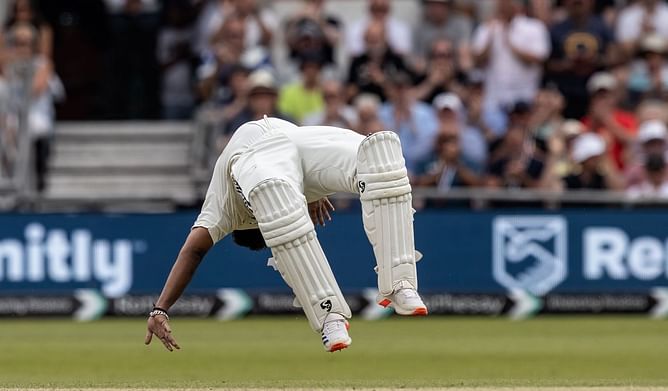 "Apt celebration for Yoga Day" - India legend cheekily reacts to Rishabh Pant's backflip after record-breaking 100 in ENG vs IND 2025 1st Test [Watch]