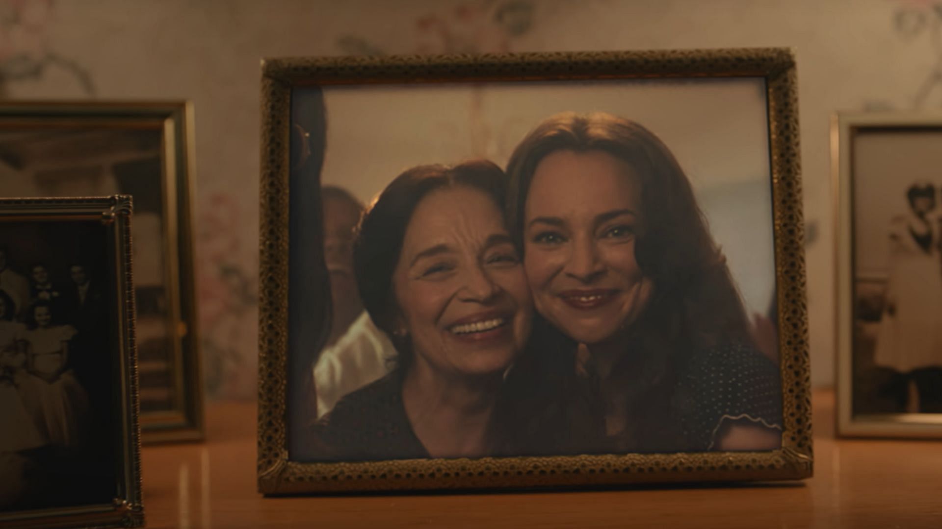 The movie stands out for its honest, subtle take on loss (Image via Netflix)