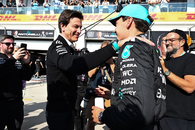 "Toto seriously, sign the contract": Fans react as George Russell secures pole position for the F1 Canadian GP