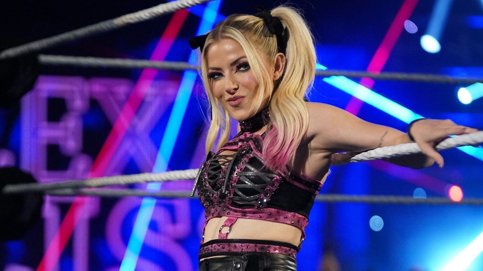 Alexa Bliss is a wrestling veteran (Image via WWE.com)