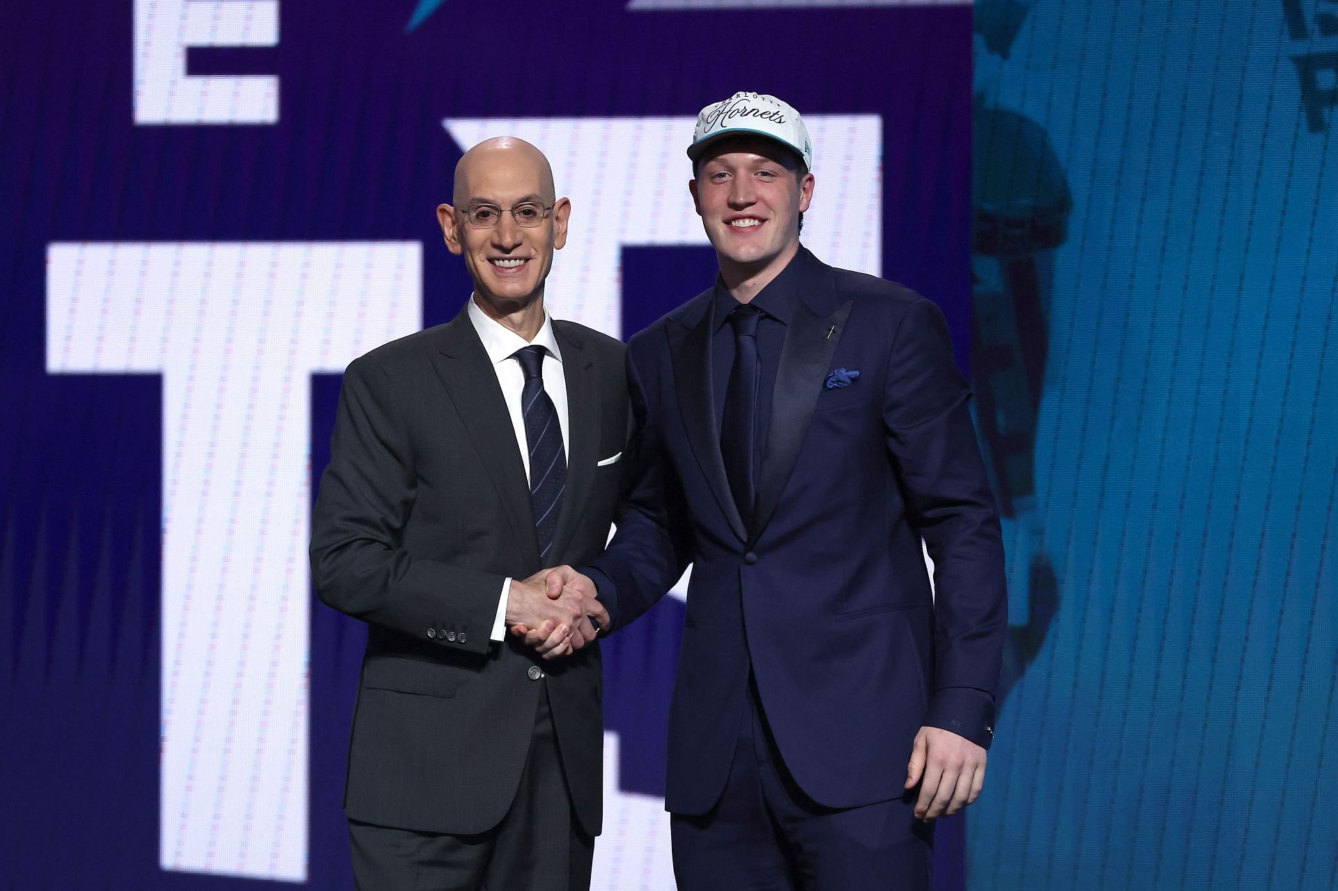 NBA fans react to the Charlotte Hornets selecting Duke