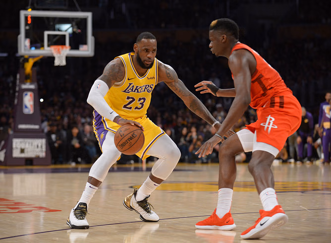 NBA Trade Rumors: 6-foot-10, 61.7% shooting center high on Lakers’ target board as big man search intensifies