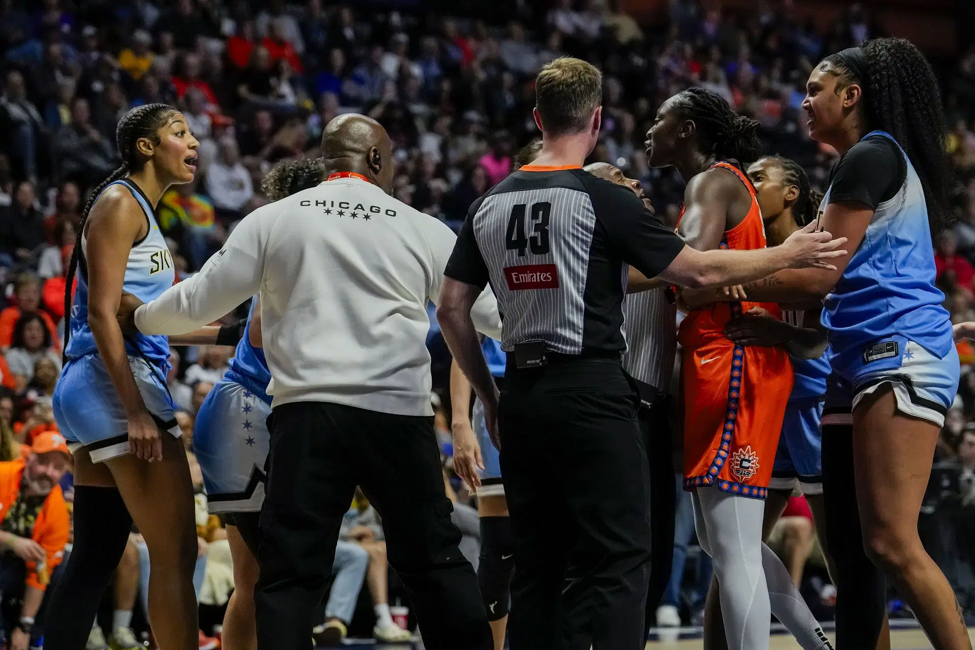 Chicago Sky v Connecticut Sun - Source: Getty