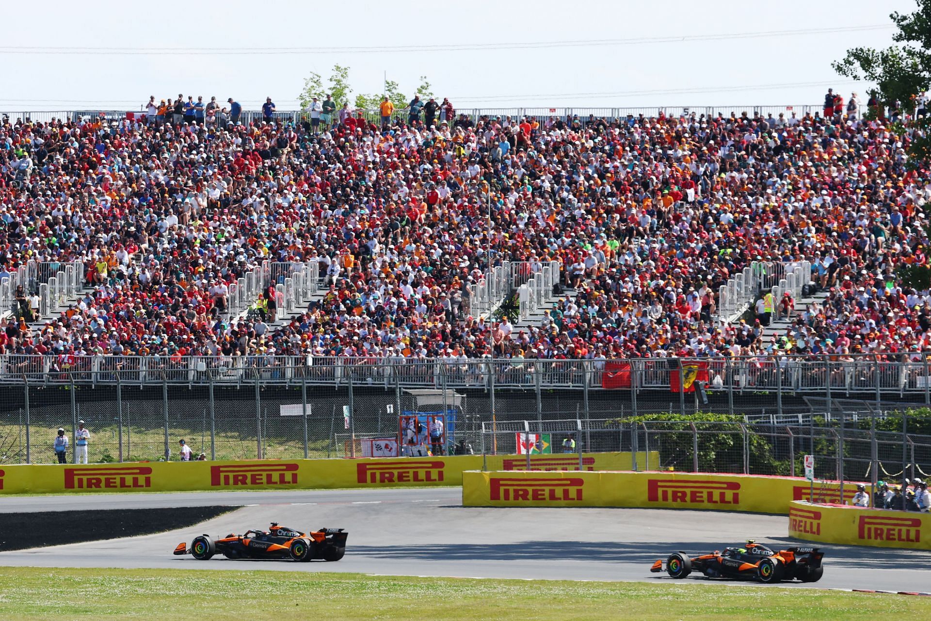 Oscar Piastri of Australia driving the (81) McLaren MCL39 Mercedes leads Lando Norris of Great Britain driving the (4) McLaren MCL39 Mercedes - Source: Getty
