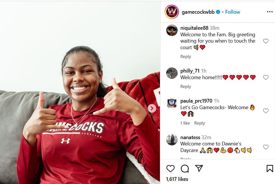 Fans react to Ayla McDowell joining South Carolina on IG. Image via @gamecockwbb