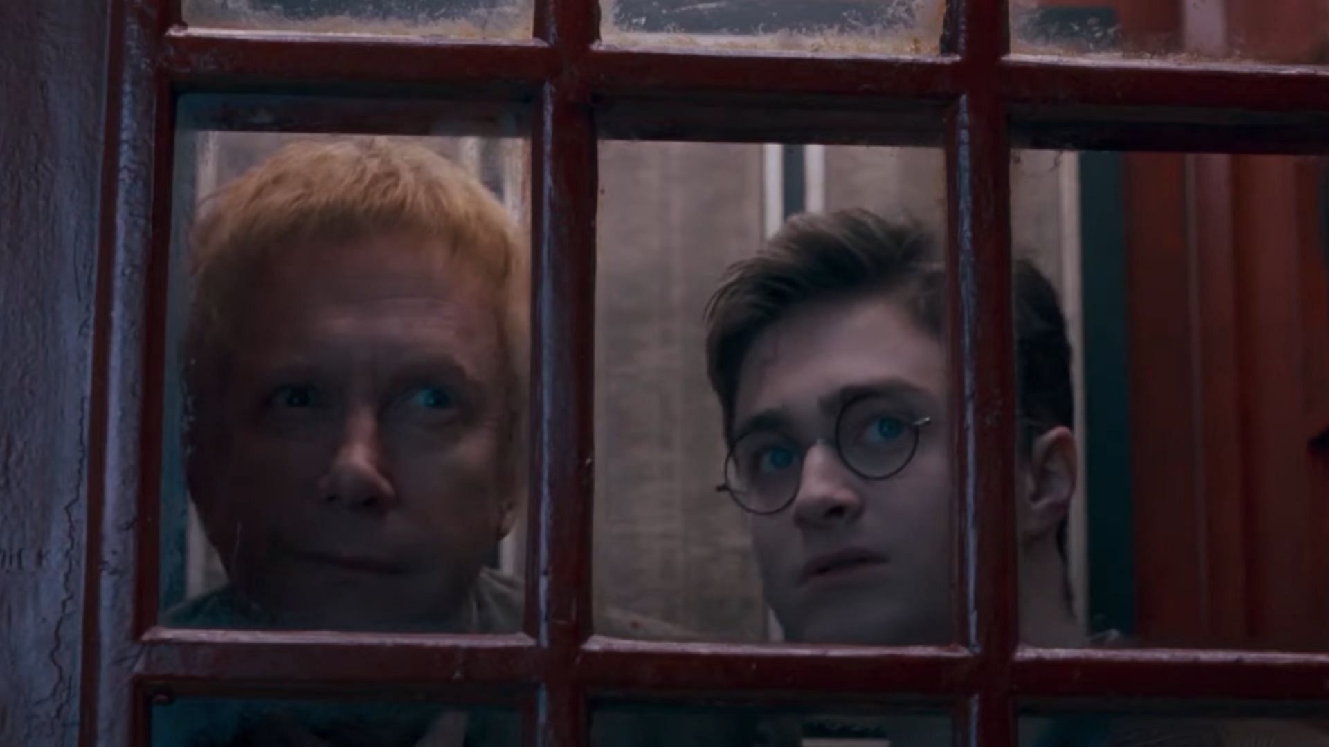 Arthur Weasley&#039;s fascination for Muggle objects (Image via Warner Bros)