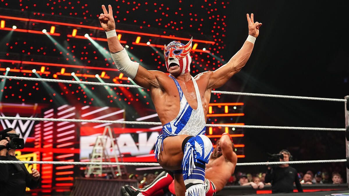 El Grande Americano on RAW (Picture courtesy: WWE.com)