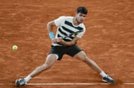 Carlos Alcaraz in action at the 2025 French Open (Source: Getty)