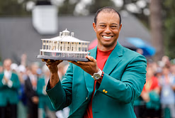 "Not even Tiger Woods did that": $40M-worth tennis player defeats 15X Major Champion’s record