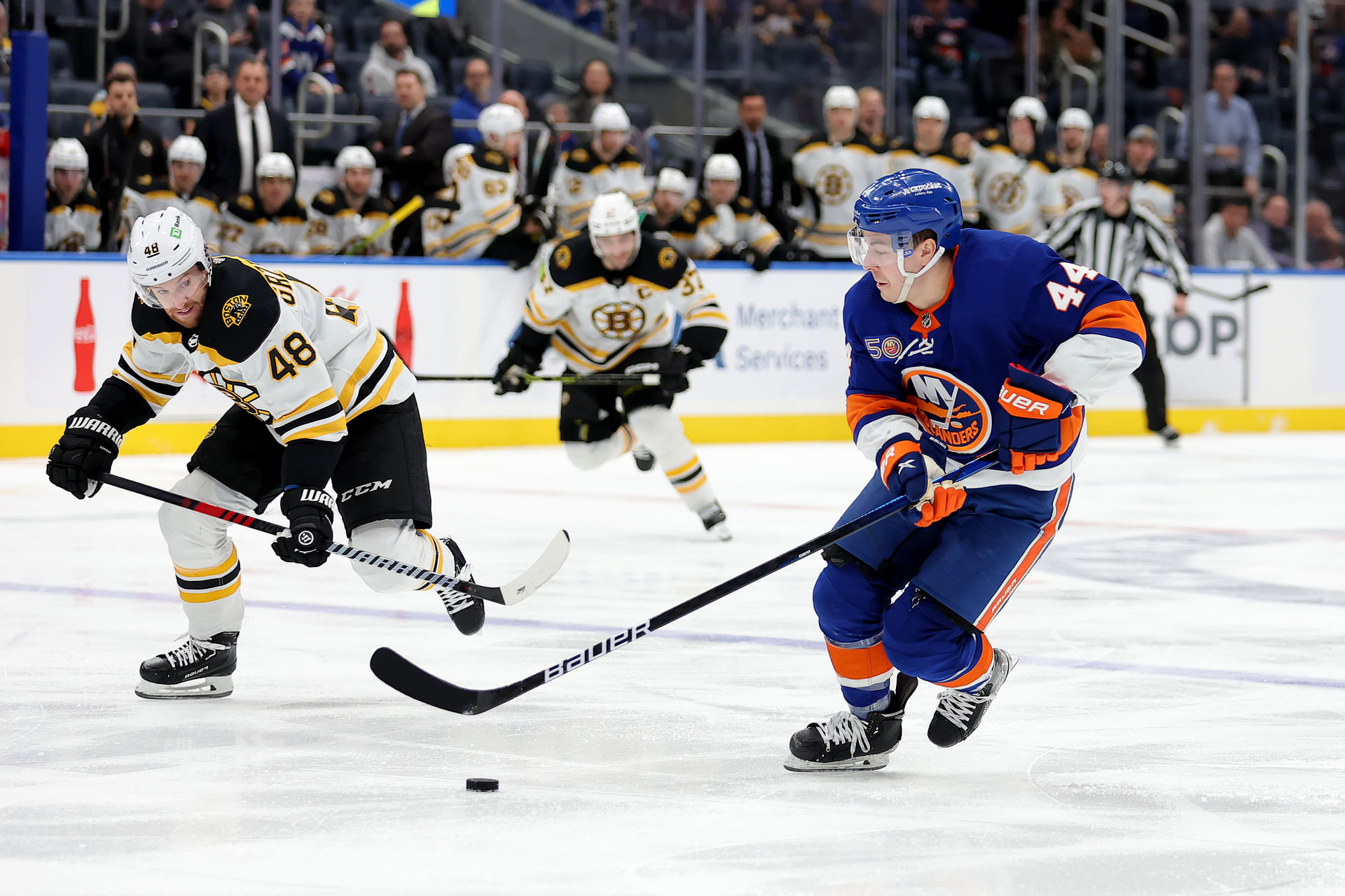 NHL: Boston Bruins at New York Islanders - Source: Imagn