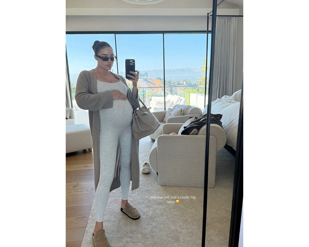 Christian McCaffrey&rsquo;s wife Olivia Culpo shares funny pregnancy update showing off big baby bump [IG/oliviaculpo]