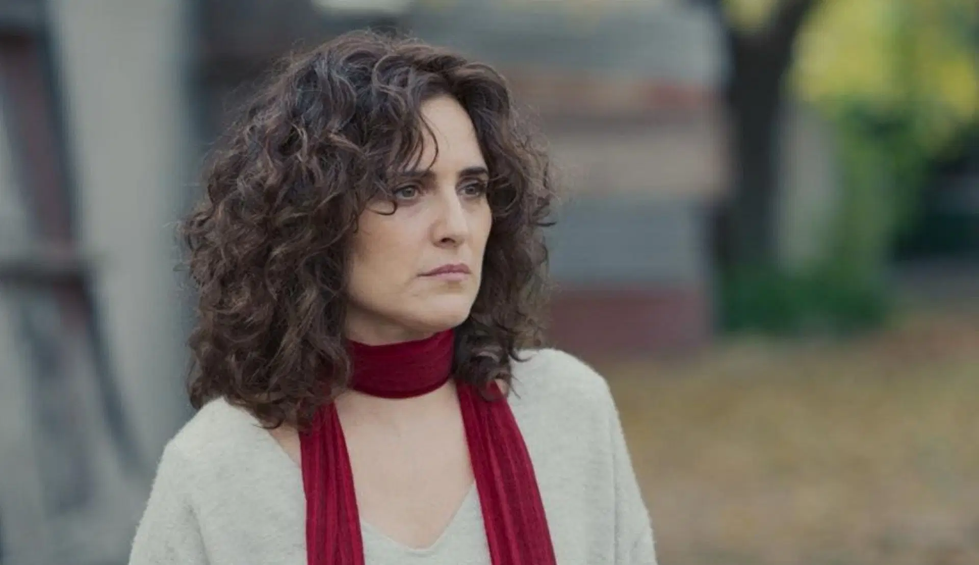A still from The Heart Knows (Image via Netflix)