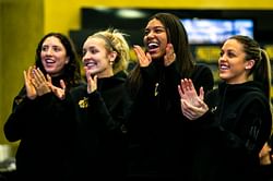 Gabbie Marshall, Kylie Feuerbach and more hysterical as Jada Gyamfi mocks Iowa teammate with embarrassing snap