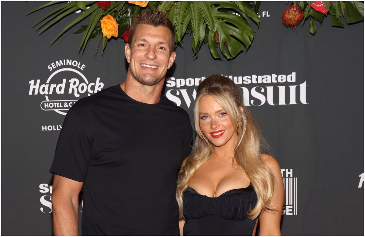 Rob Gronkowski’s supermodel GF Camille Kostek channels iconic CJ Parker in 'high hips' swimsuit [PHOTO]