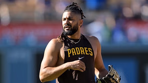 Fernando Tatis Jr. sues Big League Advance over “exploitative predatory” claims