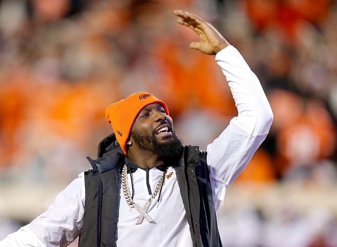 "This is far from right": Cowboys great Dez Bryant takes issue with NFL supporting Pride Month after old video resurfaces