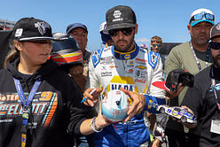 NASCAR insider reassures Chase Elliott fans about his playoff chances despite a winless season