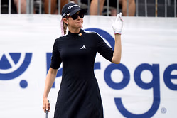 Paula Creamer's iconic picture at Oakmont's Church Pews bunker inspires an intriguing take from star analyst