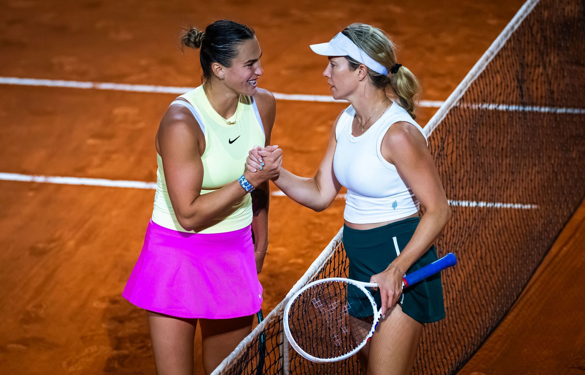 Aryna Sabalenka and Danielle Collins at the Italian Open 2024. (Photo: Getty)