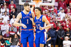 Kansas’ Hunter Dickinson drops 4-word reaction to ex-teammate Kevin McCullar Jr’s snaps from rookie year with New York Knicks