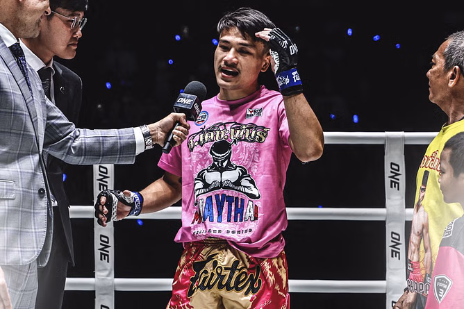 “I’m taking this win for her” - Jaosuayai dedicates $50,000 bonus-winning performance to his doting mother