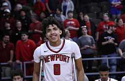 Kentucky’s No. 1 recruit Taylen Kinney poses with Pat Kelsey on his official visit to Louisville