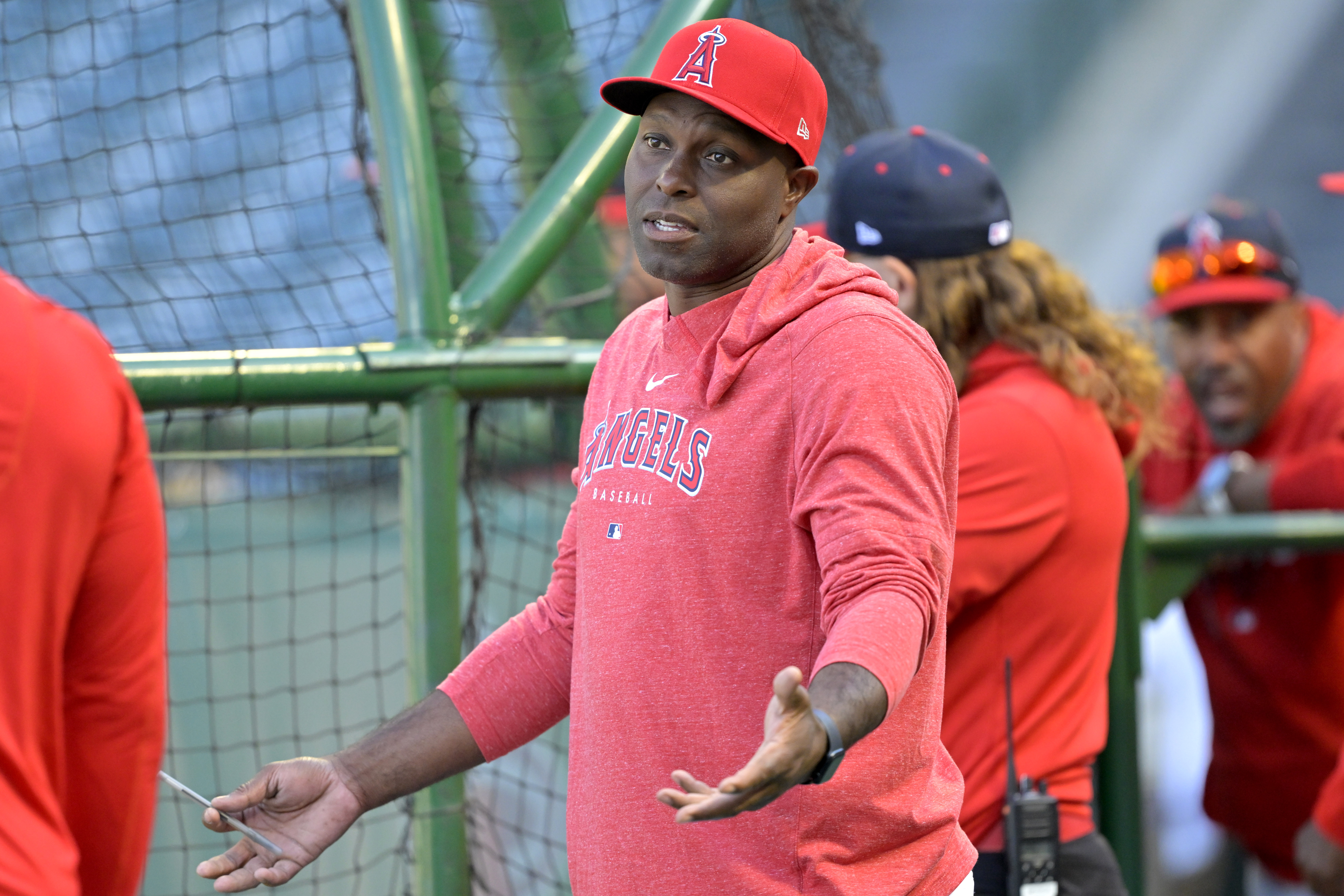 Twins legend Torii Hunter makes his feelings clear on Athletics rookie's insane home run robbery
