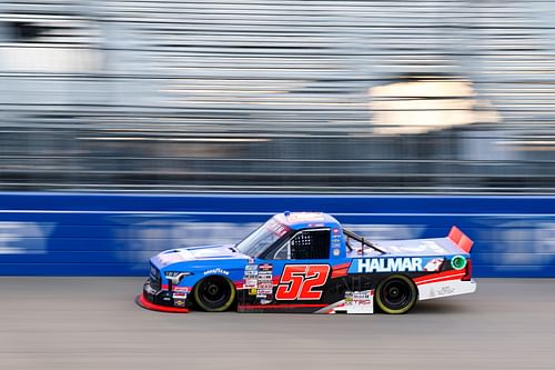 Stewart Friesen drives the #52 Toyota Tundra for Halmar Friesen Racing - Source: Imagn