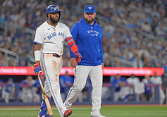 Blue Jays manager gives major update on Vladimir Guerrero Jr. after hit by pitch in back-to-back games