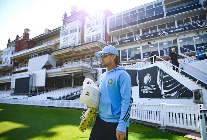 Ishan Kishan hilariously shadow-bowls as a wicketkeeper for Nottinghamshire in 2025 County Championship match [Watch]
