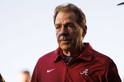 "Someone make sure the kid knows Nick Saban is retired": CFB fans have wild reactions to 5-star RB's latest pic with former Alabama HC