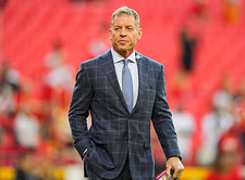"I’m not hanging with them" - Troy Aikman takes veiled shot at Prince Harry and Meghan Markle over Montecito ties