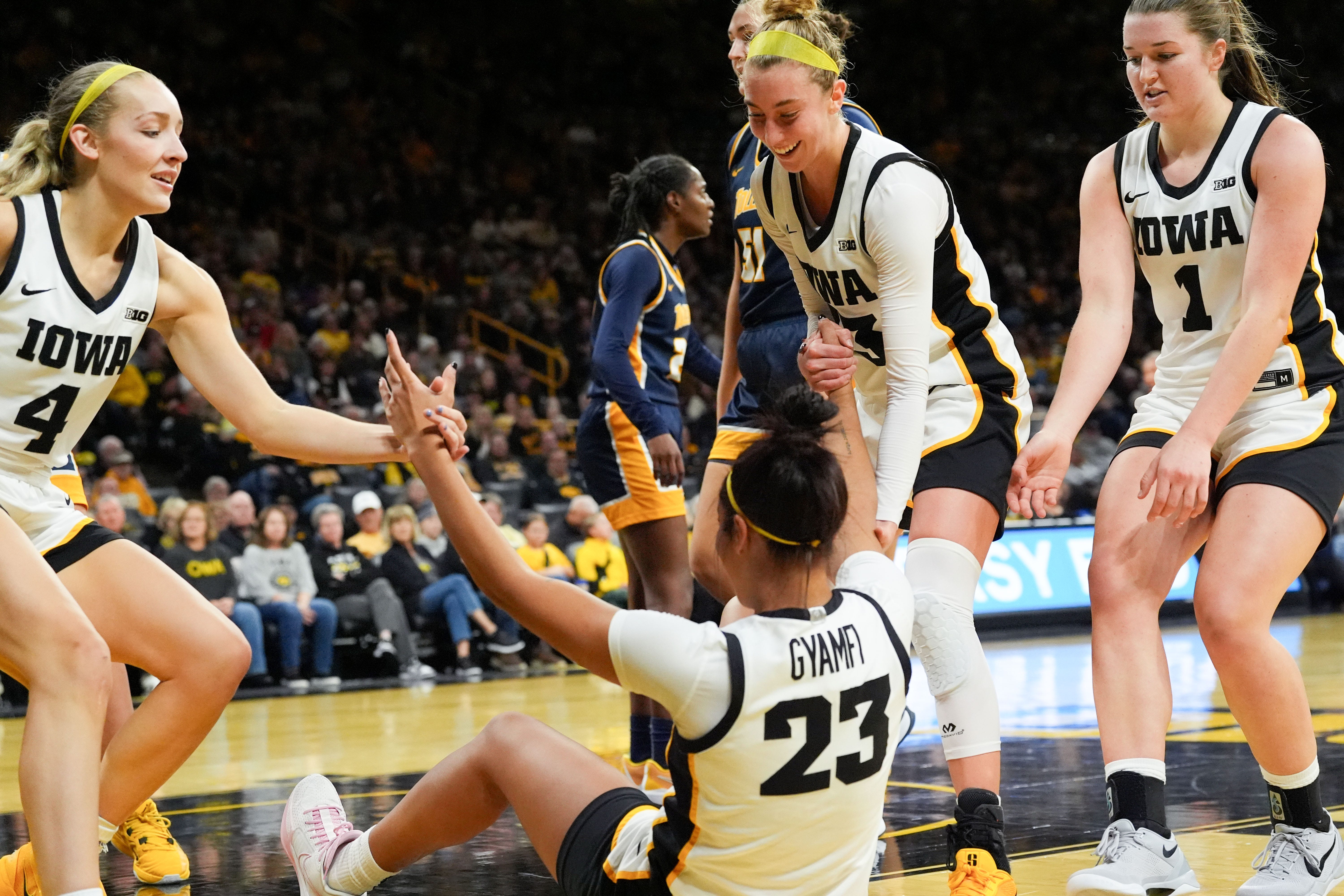 Iowa’s Kylie Feuerbach and Taylor Stremlow gush over ex-teammate Lucy Olsen’s IG dump