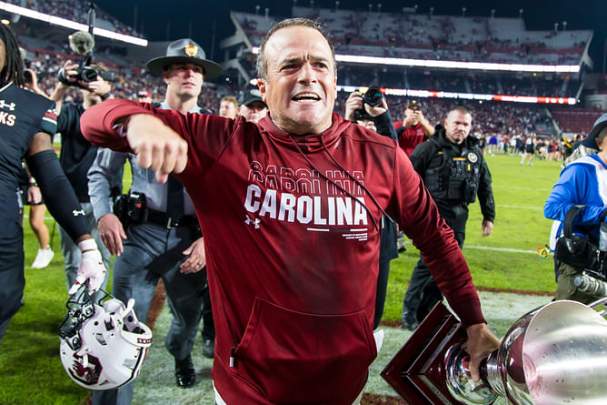 "I see them taking a step back" - CFB analyst serves harsh reality for Shane Beamer's Gamecocks with gauntlet of a schedule in 2nd half of 2025 season