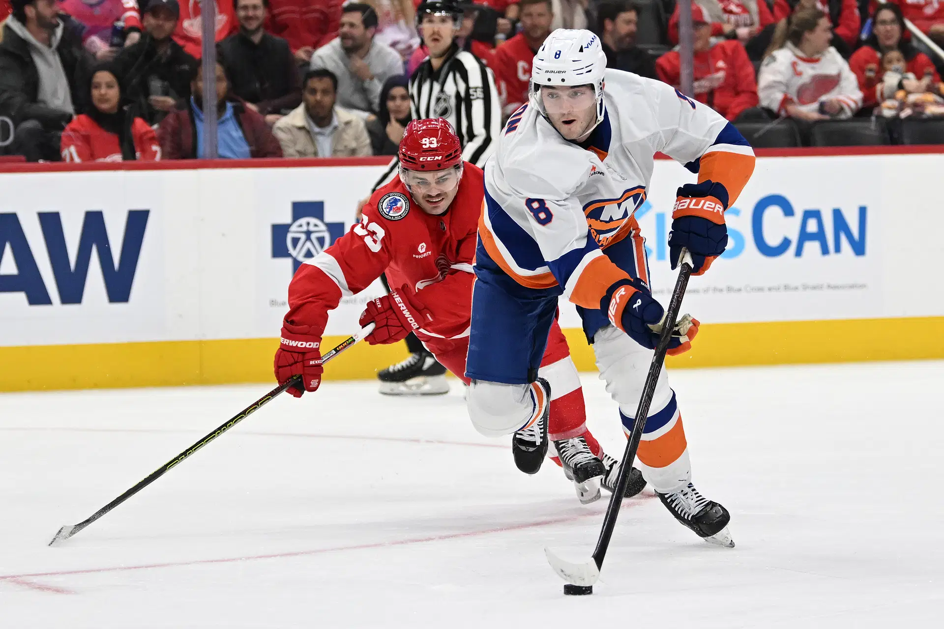 NHL: New York Islanders at Detroit Red Wings - Source: Imagn