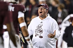 Mike Elko's Texas A&M makes major recruiting stride landing commitment of three-star recruit to the class of 2026