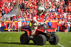Patrick Mahomes reacts as iconic KC Wolf mascot Dan Meers announces retirement after 35 legendary years