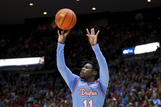 UConn socials share glimpses of Dayton transfer Malachi Smith's first day at Dan Hurley's Huskies