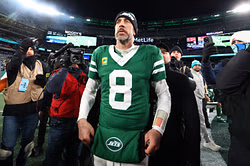 How much will Aaron Rodgers make with Steelers? 4x MVP's contract explored