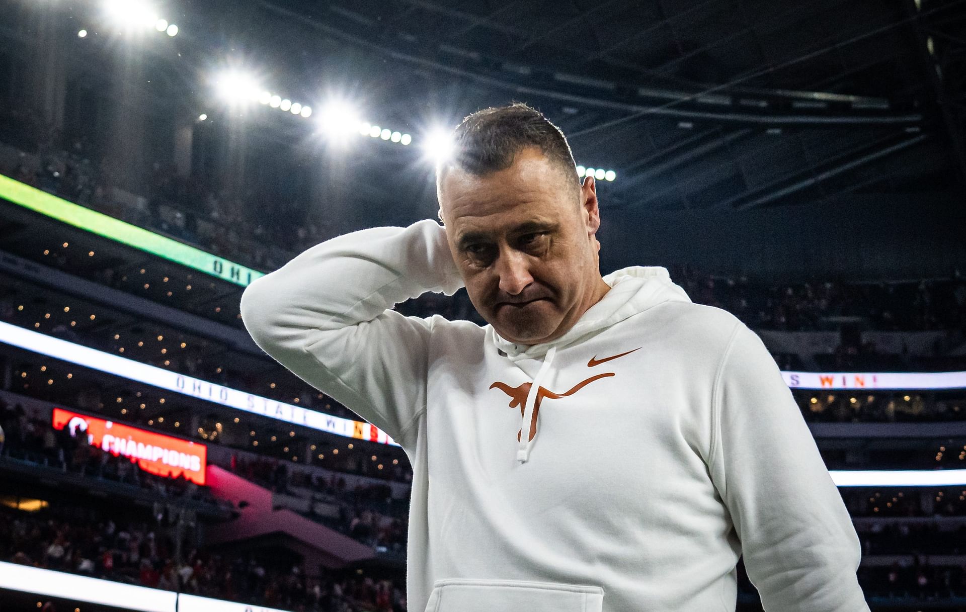 "Texas has a horrible defense": CFB fans unhappy over No. 1 DL in 2026 class James Johnson's decision to meet Steve Sarkisian