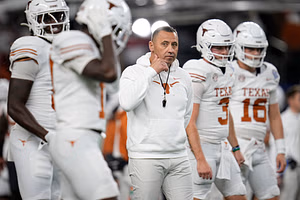 Steve Sarkisian and Texas hit new road block after losing 6'4" 5-star recruit to Big Ten powerhouse